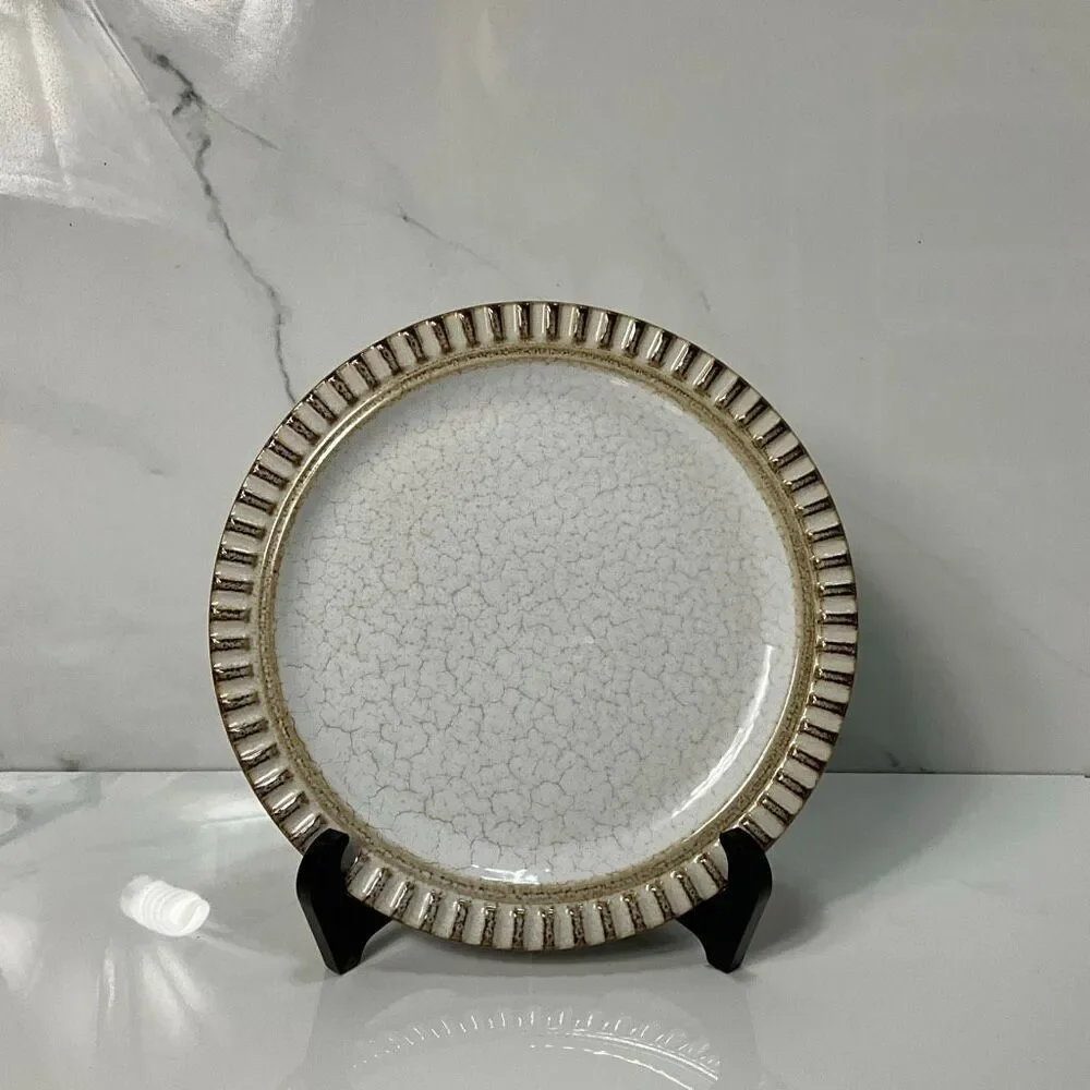 ROBERT GORDON Australia Pottery Adelaide Birch 8 1/2” Plate